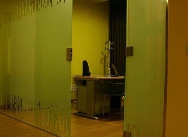 Alquile sala de conferencias equipada en Ponferrada 30 m², Calle Hamburgo 12A del Parque Industrial del Bierzo - 12 | MatchOffice