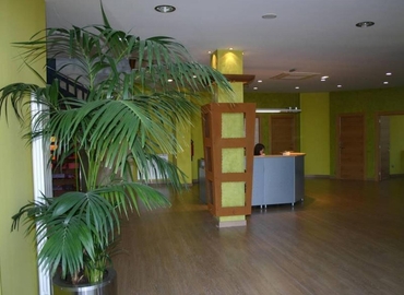 Alquile sala de juntas acogedora en Ponferrada 30 m², Calle Hamburgo 12A del Parque Industrial del Bierzo - 16 | MatchOffice.es