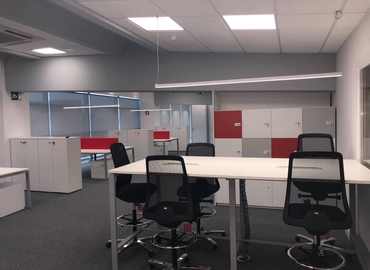 Elija sala de conferencias equipada en Salamanca 40 m², Calle Segunda 43 Poligono Montalvo III. Carbajosa de la Sagrada - 9 | MatchOffice