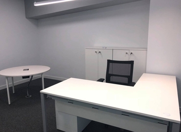 Elija sala de reuniones acogedora en Salamanca 40 m², Calle Segunda 43 Poligono Montalvo III. Carbajosa de la Sagrada - 13 | MatchOffice