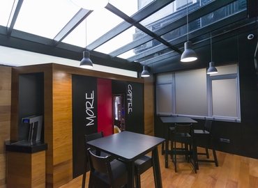 Coopere con nuestra oficina virtual funcional en Ferrol, Rúa Vicente Risco - 7 | MatchOffice