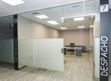 Alquile sala de juntas fiable en Ferrol 40 m², Avenida Arrieiros esquina Vidrieros - 8 | MatchOffice