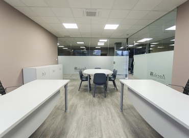 Elija sala de juntas acogedora en Ferrol 40 m², Avenida Arrieiros esquina Vidrieros - 11 | MatchOffice.es