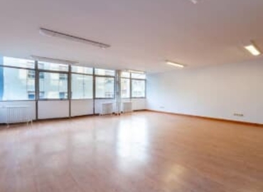 Alquile sala de juntas fiable en Oviedo 50 m², Mendizábal 1 - 5 | MatchOffice.es