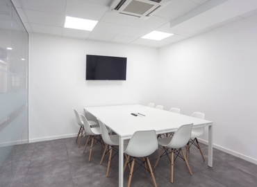 Alquile sala de conferencias equipada en Madrid Chamartín 20 m², Calle de Bravo Murillo - 9 | MatchOffice.es