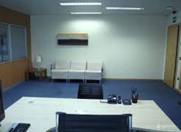 Alquile sala de juntas equipada en València 30 m², Carrer Ernesto Che Guevara 18 bajo - 5 | MatchOffice.es