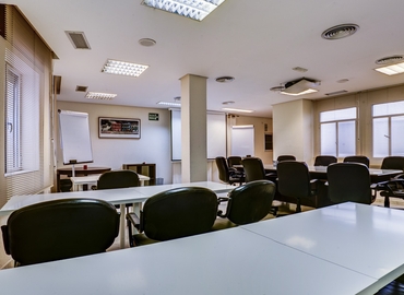 Reserve sala de juntas acogedora en Jerez de la Frontera 25 m², Calle Santa María 17 - 7 | MatchOffice
