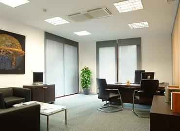 Reserve sala de juntas acogedora en Marbella 70 m², Urbana La Alzambra - 5 | MatchOffice.es