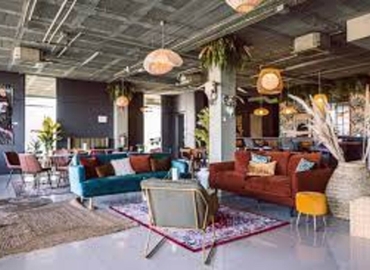 Explore oficinas de coworking en Girona 40 m², Carrer Anselm Clavé 32 - 3 | MatchOffice
