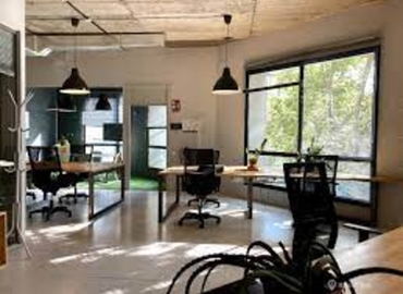 Centros de oficinas disponible para alquilar en Sant Martí 10 m², Carrer del Doctor Trueta - 9 | MatchOffice