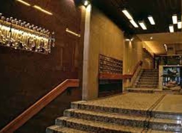 Reserve sala de juntas equipada en Madrid Salamanca 17 m², Calle de Villanueva 35 - 5 | MatchOffice