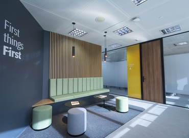 Reserve sala de reuniones acogedora en Madrid Chamartín 180 m², Paseo de la Castellana 216 - 6 | MatchOffice