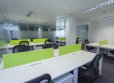 Reserve sala de juntas equipada en Madrid Salamanca 52 m², Calle María de Molina - 8 | MatchOffice