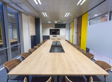 50 m² Convention center in Pozuelo de Alarcon, Paseo Club Deportivo 1 (28223) - 5 | MatchOffice.com