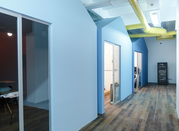 Alquile sala de reuniones equipada en Eixample 40 m², Gran Via de les Corts Catalanes - 15 | MatchOffice.es