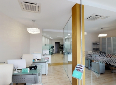 Elija sala de reuniones equipada en Barcelona 20 m², Avinguda de la Constitució 153 - 6 | MatchOffice.es