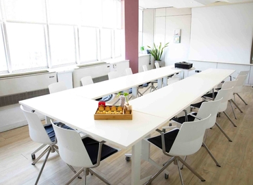 Elija sala de conferencias fiable en les Corts 34 m², Gran Vía de Carles III 84 - 11 | MatchOffice.es