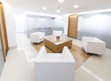 Alquile sala de reuniones acogedora en Alcobendas 50 m², Calle de la Caléndula - 6 | MatchOffice.es