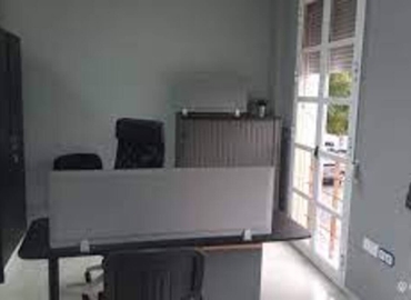 Observe coworking en Cádiz 58 m², Calle Paciano del Barco 2 - 3 | MatchOffice.es