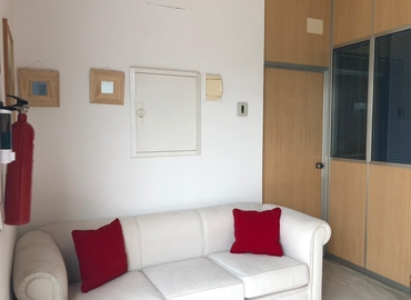 40 m² Coworking  in Seville, Calle Luis Fuentes Bejarano (41020) - 0 | MatchOffice