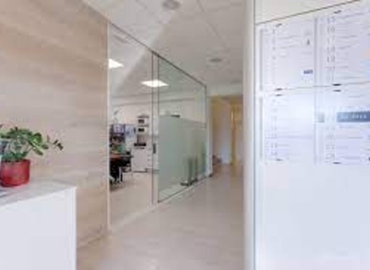 Centros de negocio disponible para alquilar en Girona 46 m², Carrer dels Homs 10 - 4 | MatchOffice.es