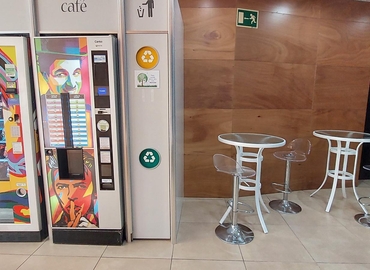 Coopere con nuestra direccion virtual funcional en Sevilla, Calle Charles Darwin S/N - 2 | MatchOffice