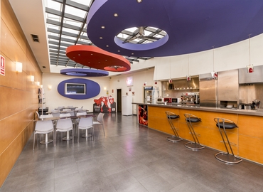 Reserve sala de reuniones en Marbella 38 m², Avenida andasol 20 - 20 | MatchOffice