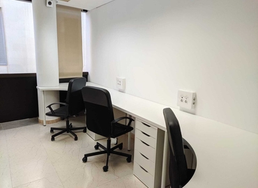 Explore oficinas de coworking en Alicante 200 m², Rambla de Méndez Núñez 28 - 12 | MatchOffice.es