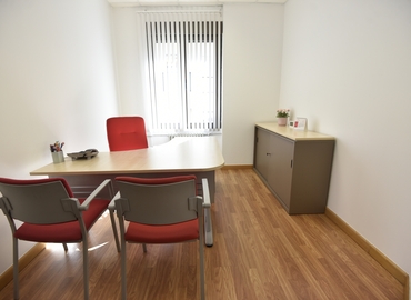 Alquile sala de juntas en León 20 m², Avenida Independencia 1 2ª planta - 14 | MatchOffice.es