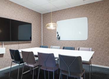 Elija sala de conferencias acogedora en Málaga 30 m², Calle Romería del Rocío 6 - 2 | MatchOffice.es