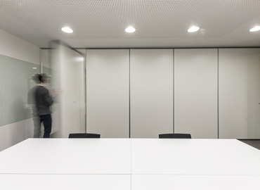 Centros de negocio en alquiler en Mataró 700 m², Avinguda Cabrera - 0 | MatchOffice.es