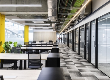 Centros de negocio en alquiler en Mataró 700 m², Avinguda Cabrera - 3 | MatchOffice