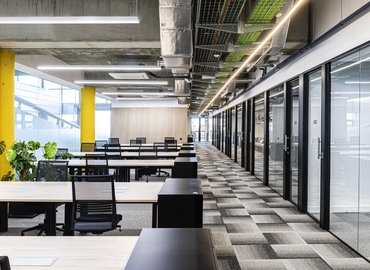 Parque empresarial en alquiler en Mataró 700 m², Avinguda Cabrera - 3 | MatchOffice