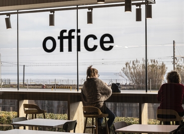 Parque empresarial disponible para alquilar en Mataró 700 m², Avinguda Cabrera - 3 | MatchOffice