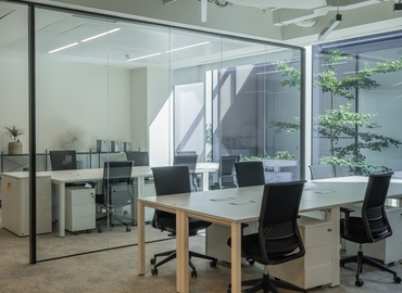 Alquile oficinas compartidas en Madrid Salamanca 4831 m², Calle del Príncipe de Vergara 112 - 0 | MatchOffice.es