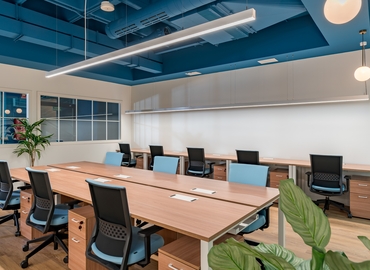 Explore oficinas compartidas en Madrid Centro 3498 m², Calle de Francisco Silvela 42 - 7 | MatchOffice