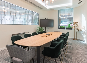 Observe oficinas de coworking en Madrid Centro 3498 m², Calle de Francisco Silvela 42 - 6 | MatchOffice.es