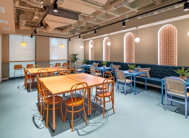 3498 m² Convention center in Madrid Centro, Calle de Francisco Silvela 42 (28028) - 1 | MatchOffice