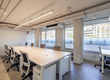 Oficina disponible para alquilar en Eixample 4285 m², Plaça de Gal·la Placídia - 2 | MatchOffice