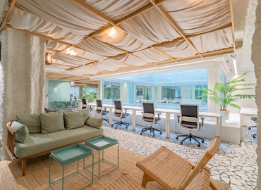 Oficina en alquiler en Eixample 4285 m², Plaça de Gal·la Placídia - 10 | MatchOffice.es