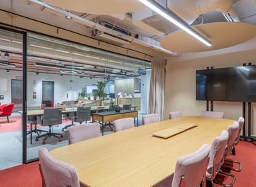 Reserve sala de conferencias en Madrid Centro 3600 m², Paseo de la Castellana 163 - 6 | MatchOffice.es