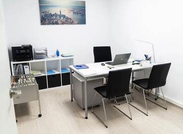 Centros de negocio en alquiler en Baix Llobregat 60 m², Carrer del Mestre Joan Corrales - 9 | MatchOffice.es