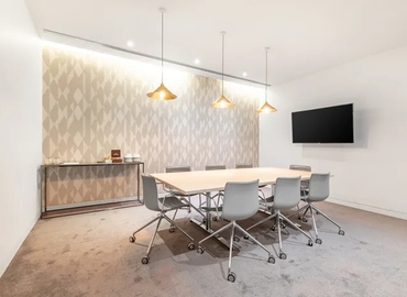 Explore coworking en Pozuelo de Alarcón 100 m², 35 Calle de Gobelas - 4 | MatchOffice.es