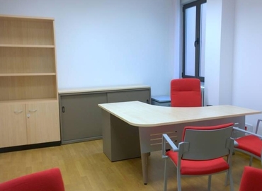 Alquile nuestra direccion virtual cómoda en León, Avenida Independencia 1 2ª planta - 5 | MatchOffice.es