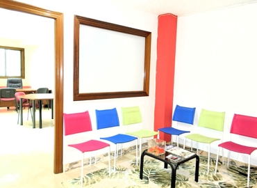 Elija sala de juntas fiable en León 25 m², Sala de Reuniones.C/ Alférez Provisional 2 - 5 | MatchOffice