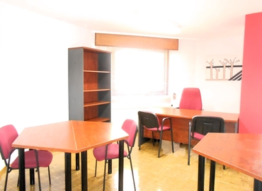 30 m² Business center in Leon, Calle Alférez Provisional 2 (24001) - 19 | MatchOffice.com