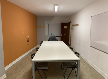 Office Avenida del Ferrocarril 48012 Bilbao