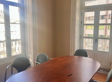 Centros de negocio en alquiler en Vigo 20 m², Rúa de Urzaiz 8 - 12 | MatchOffice.es