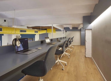 Office Passatge de la Pau 12 08002 Ciutat Vella