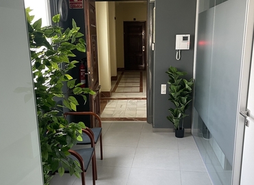 12 m² Business space in Valencia, Carrer de Sant Vicent Màrtir 24 (46002) - 0 | MatchOffice.com